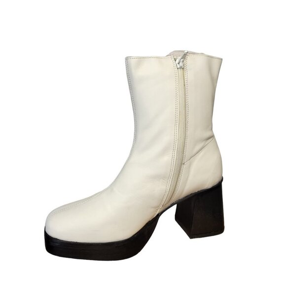 Urban Outfitters Leather Platform Zip Up Boots Ivory Y2K Size 8 - Picture 3 of 10